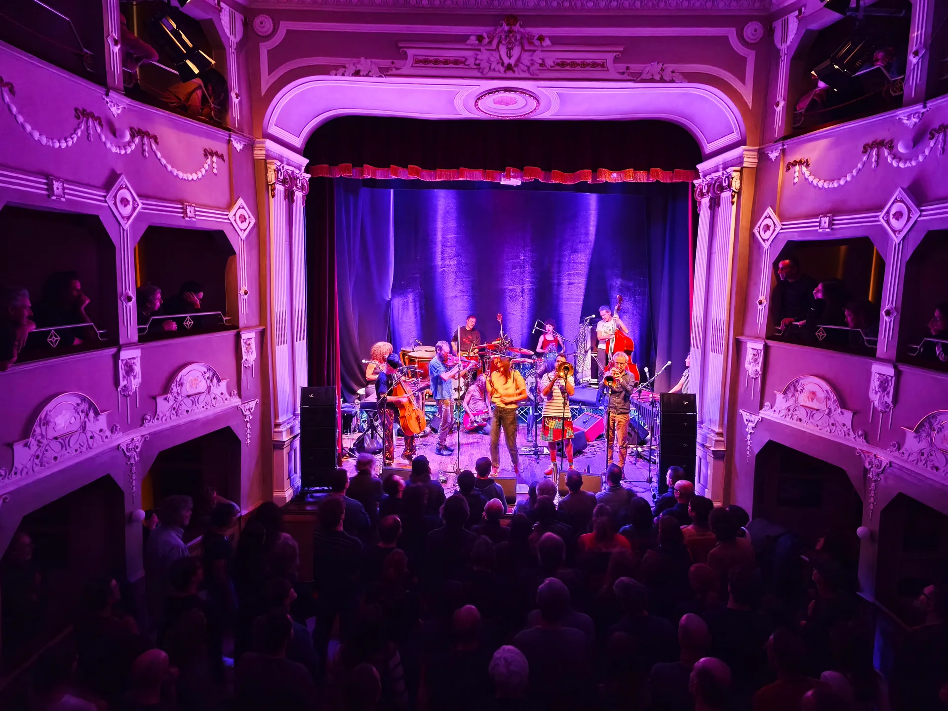 Mount Echò, piccolissimo teatro nelle Marche